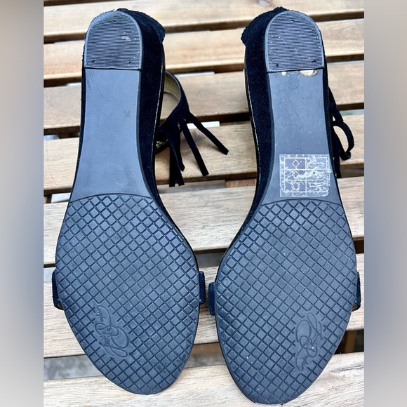 LOVELY PEOPLE Suede Fringe Sandals - Picture 3 of 9